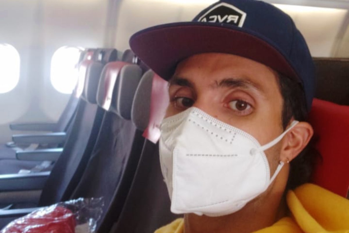 El avi&oacute;n lo lleva de Madrid a Lima.