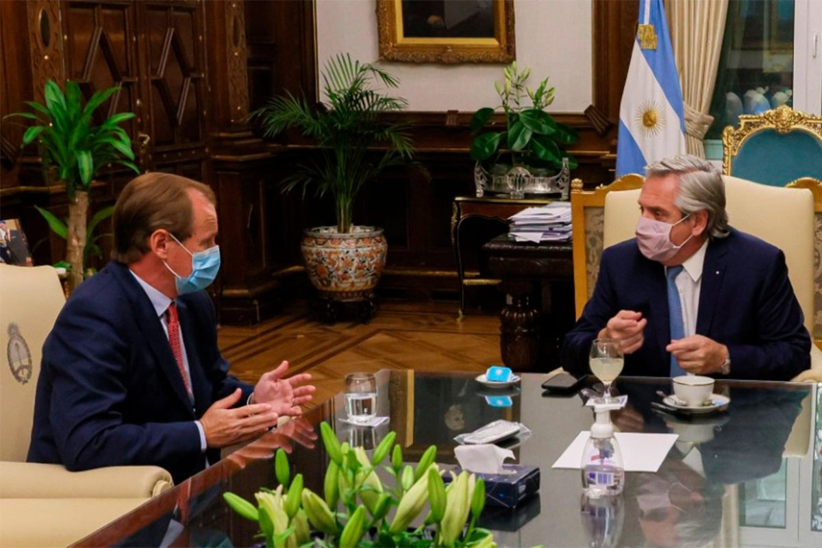 El presidente estar&iacute;a el jueves en San Salvador.