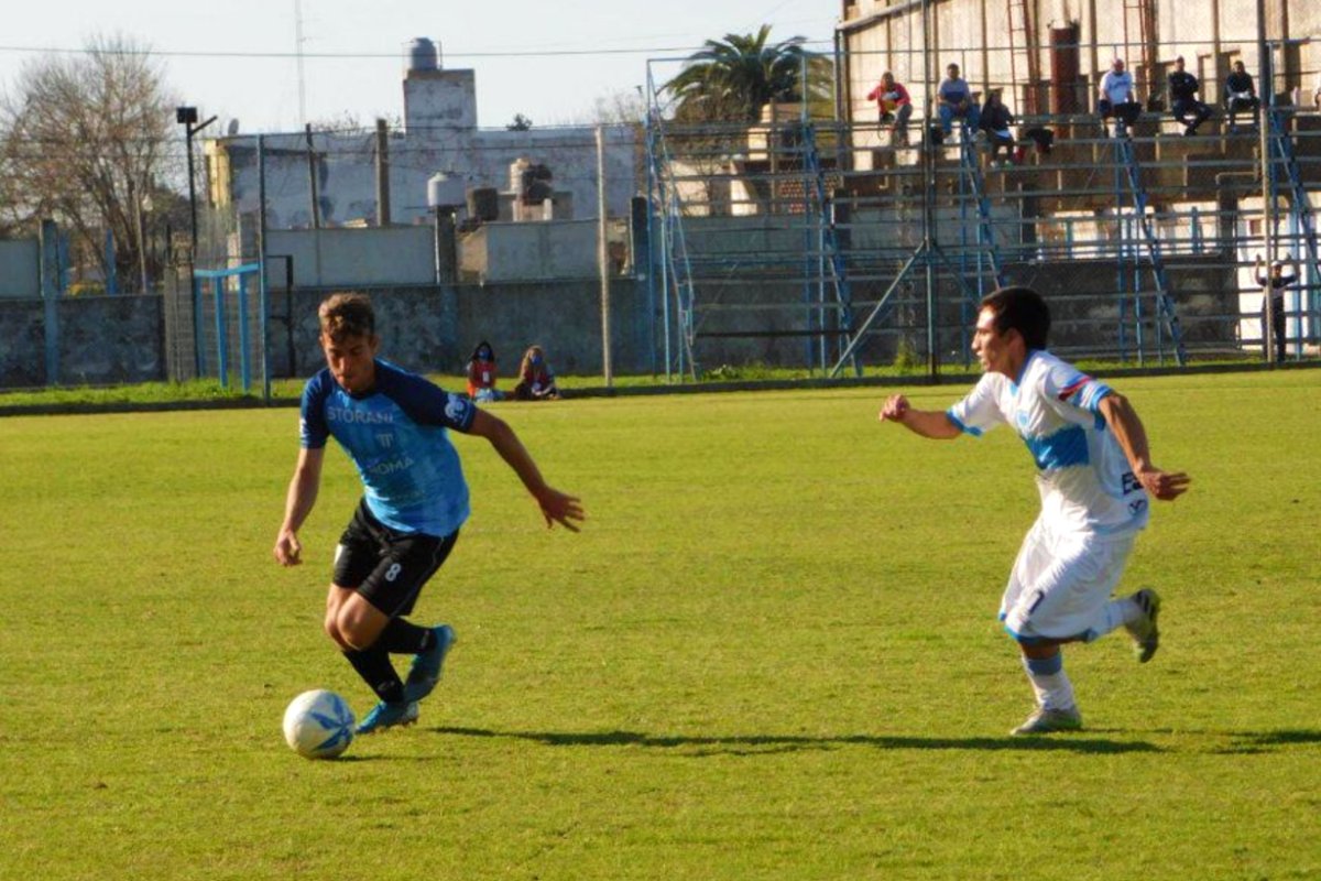 "El Juve" le gan&oacute; 4 a 2 al "Lobo" uruguayense.