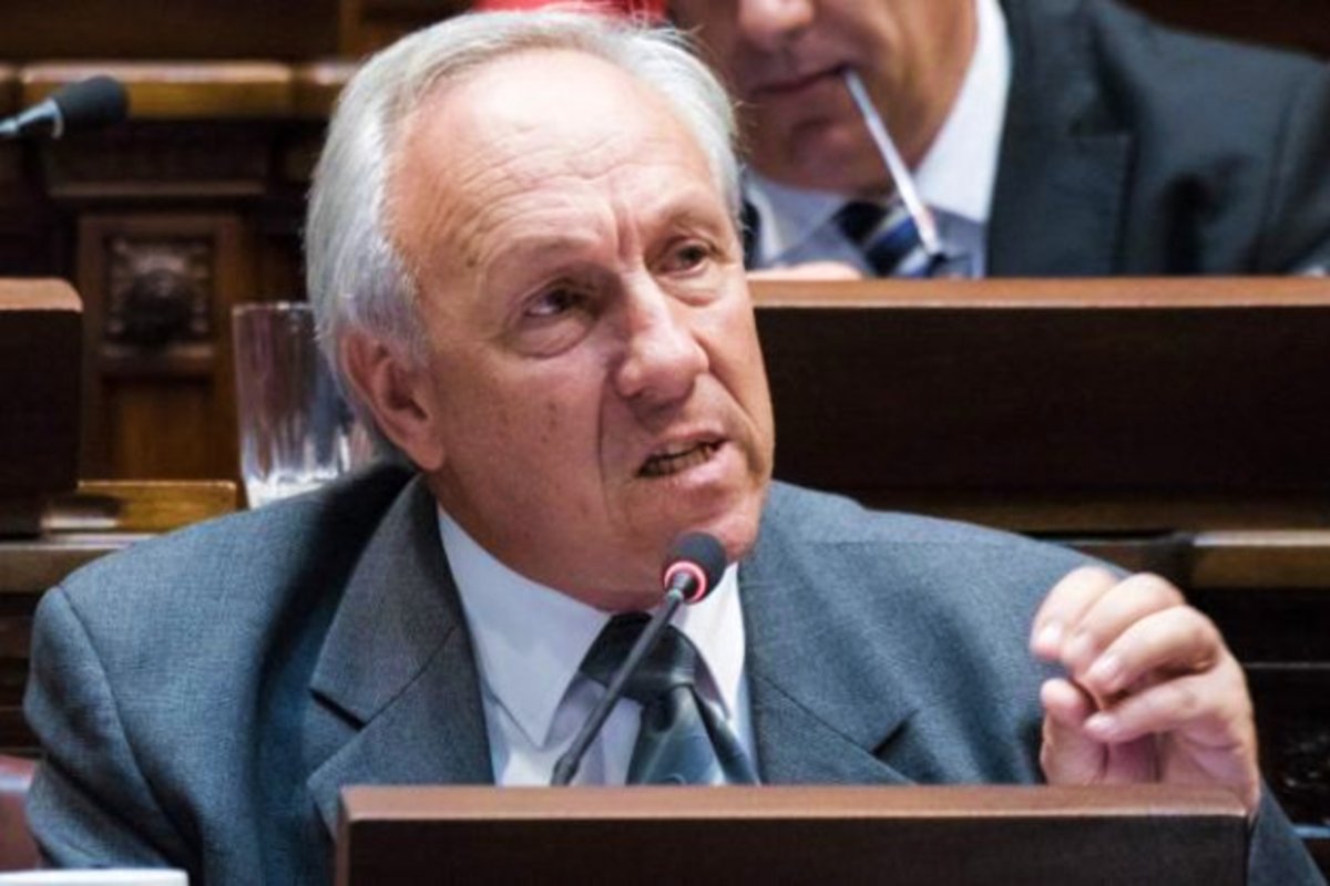 Mendiondo es diputado por R&iacute;o Negro, Uruguay.