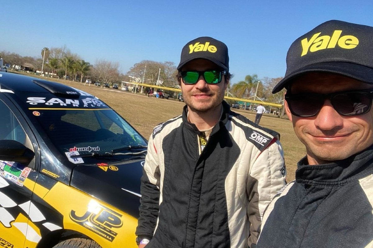 Guillermo Pit&oacute;n y Juan Capurro, listos.