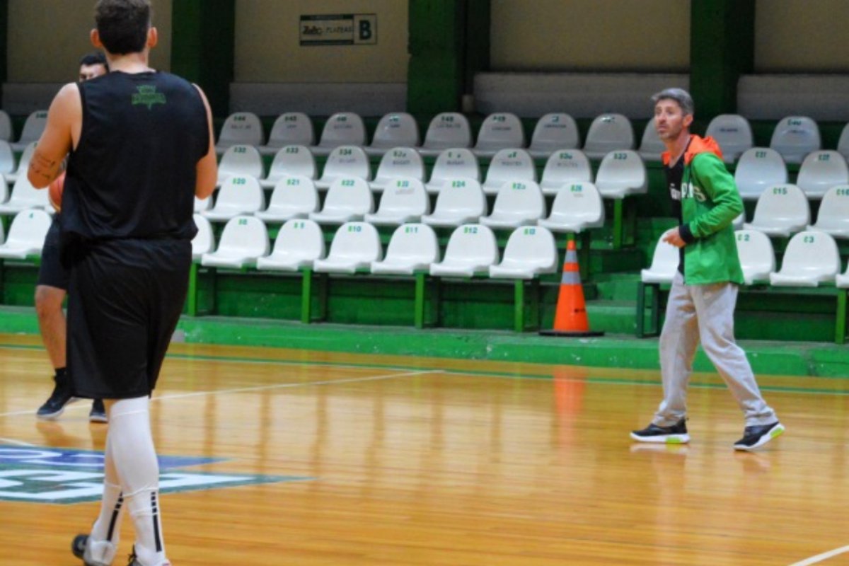 Eilzalde en su segundo a&ntilde;o como coach principal.