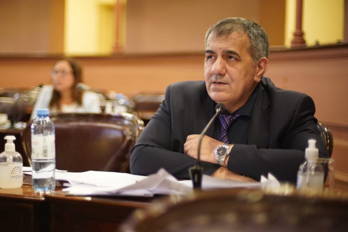 Jos&eacute; C&aacute;ceres.