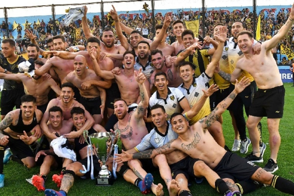 Deportivo Madryn ascendi&oacute; a la Primera Nacional.