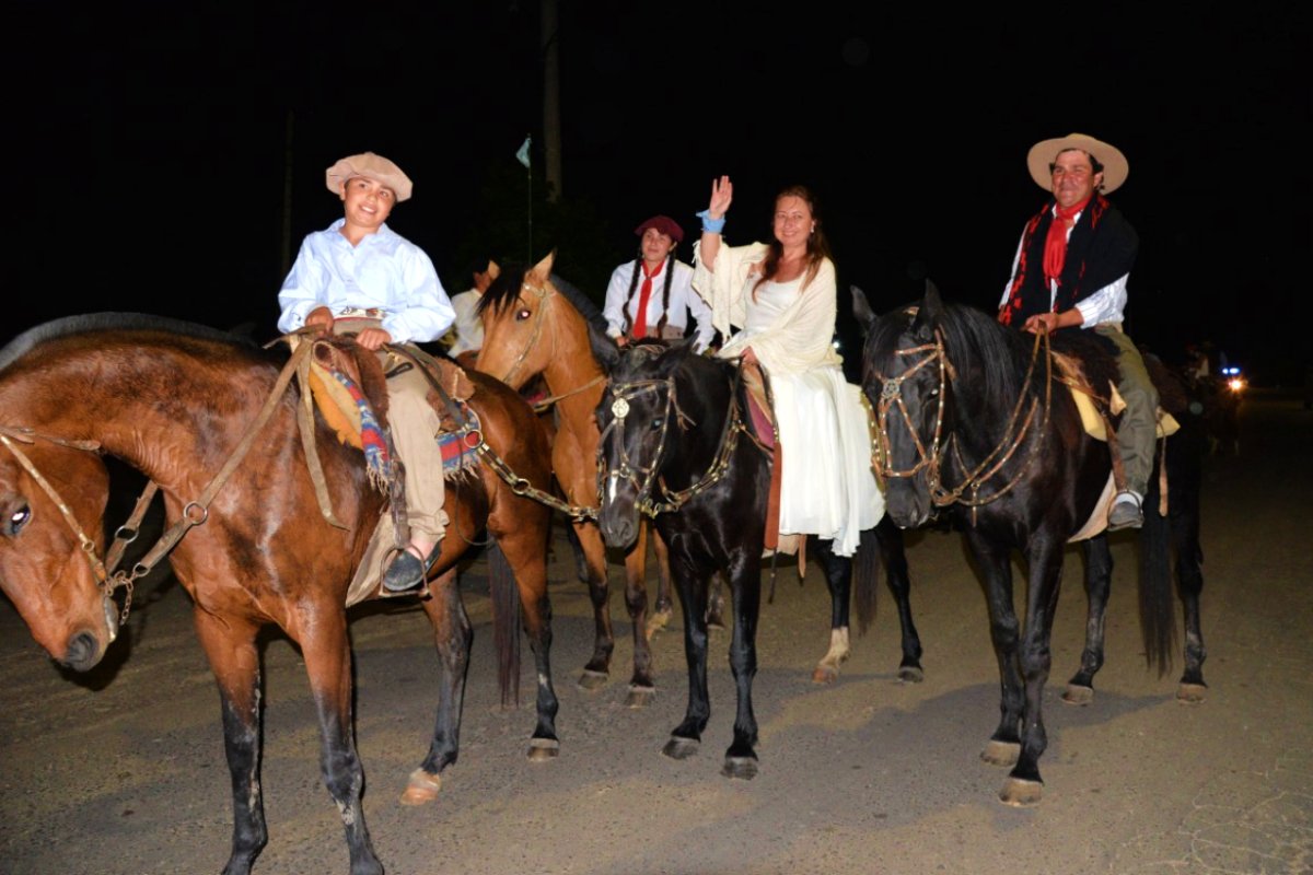 A caballo, Muller cerr&oacute; su campa&ntilde;a electoral.
