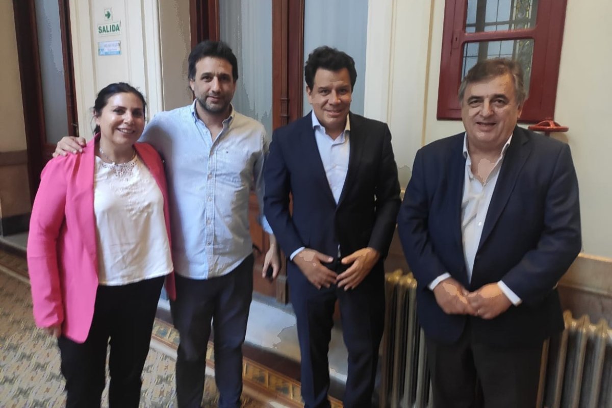 Lena, Salvador, Manes y Negri.