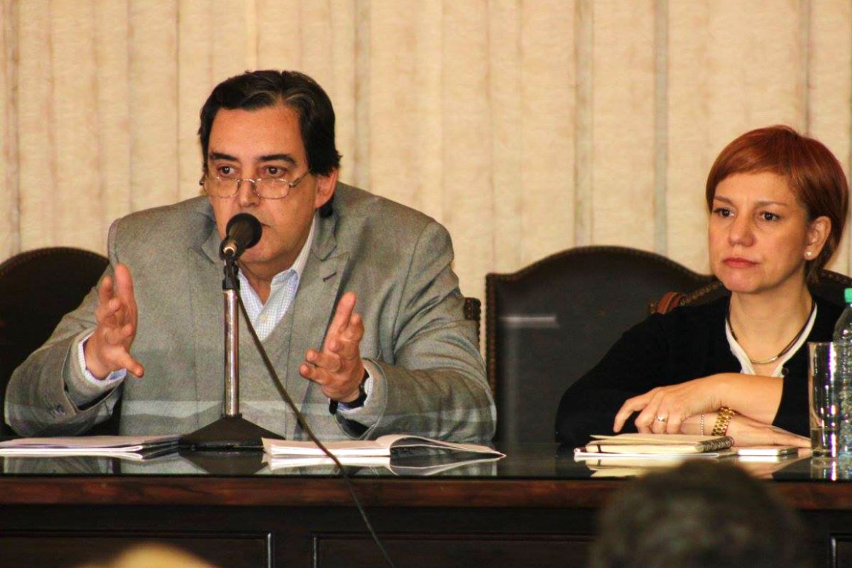 Monge en desacuerdo con la decisi&oacute;n de &Aacute;ntola.