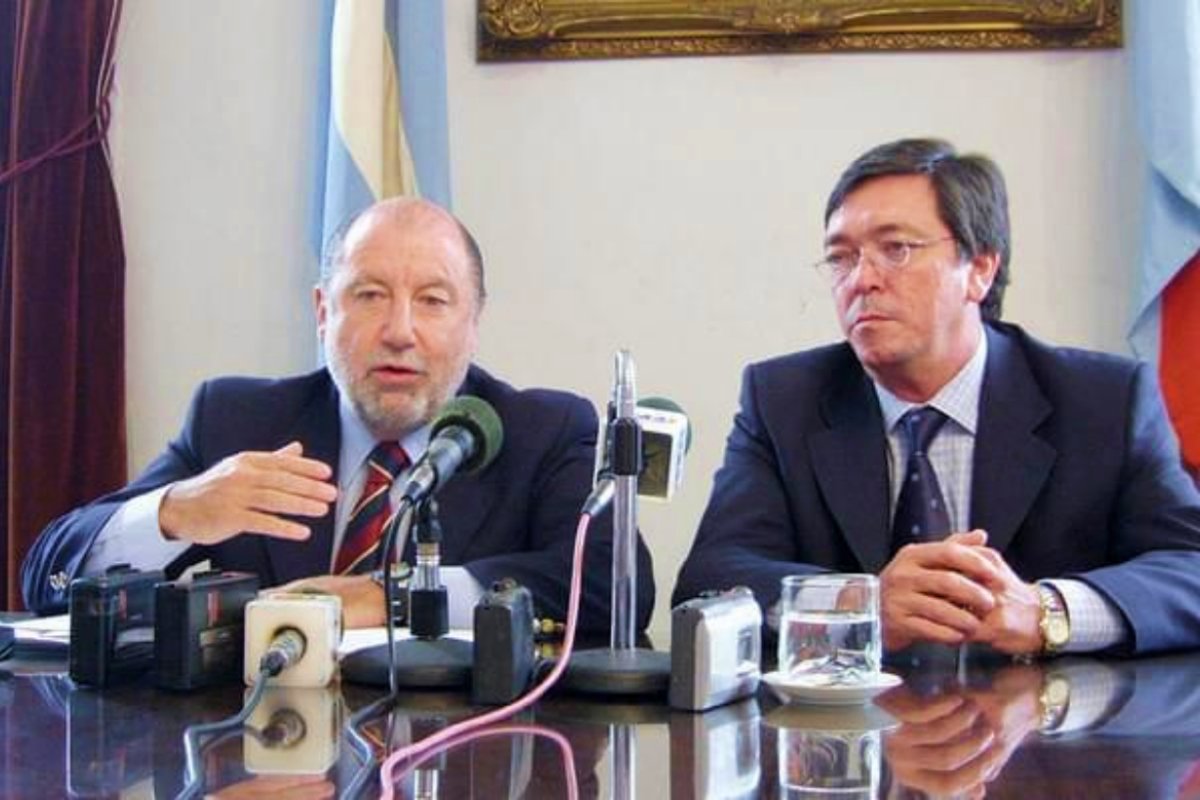 Guastavino cuando fue vice de Busti.