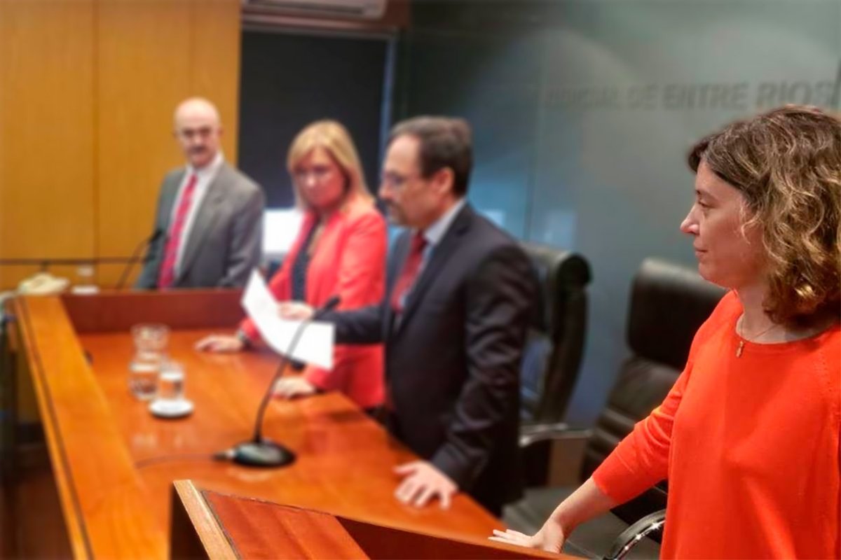 El jury a Goyeneche, empantanado