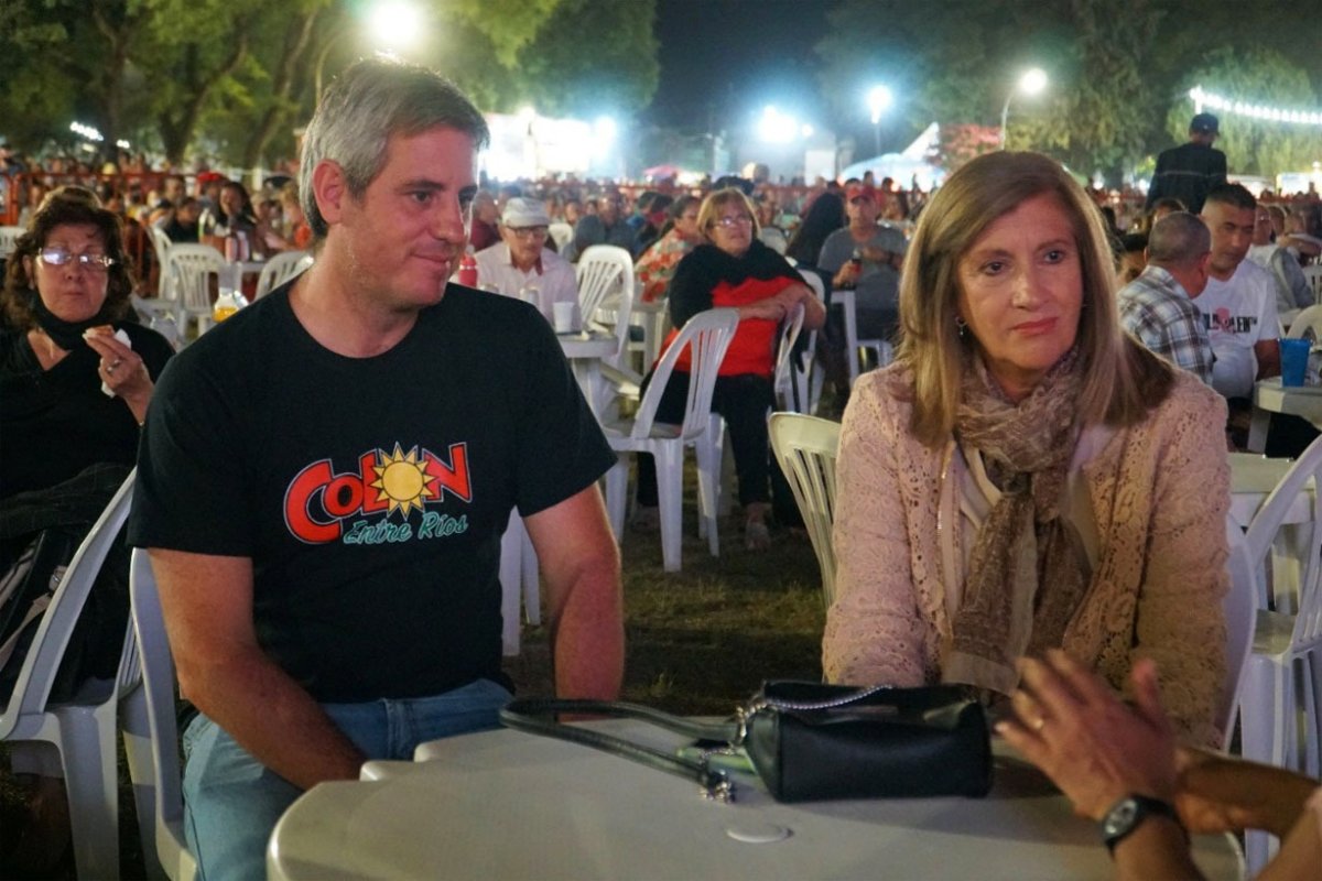 El intendente Walser con la ministra Romero.