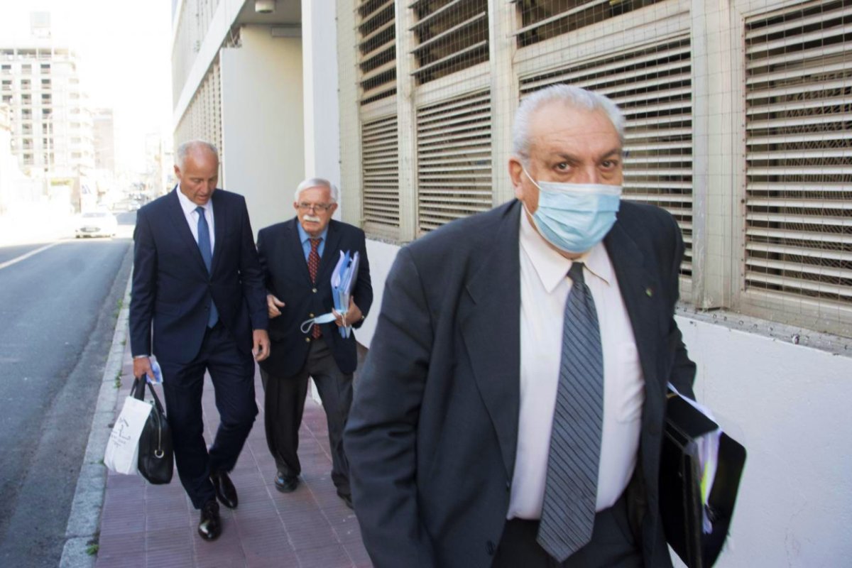 Diaz y m&aacute;s atr&aacute;s Rodr&iacute;guez Allende y Barrandeguy.