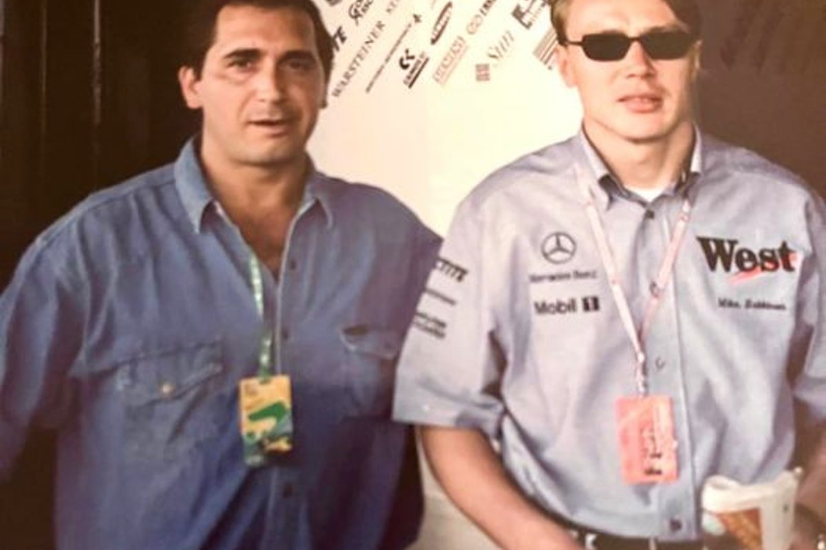 Junto a Mika Hakkinen, en el GP de Brasil (1998)