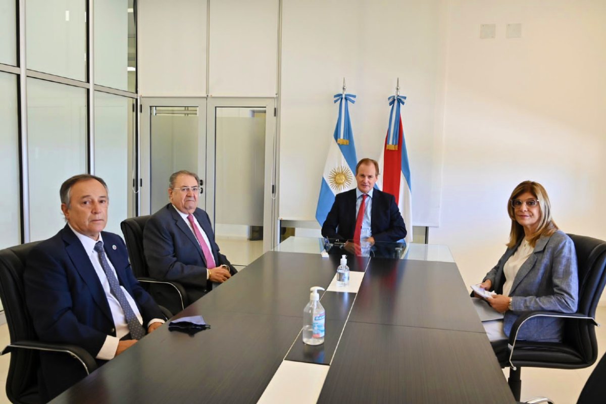Reunidos: Giorgio, Carubia, Bordet y Mizawak.