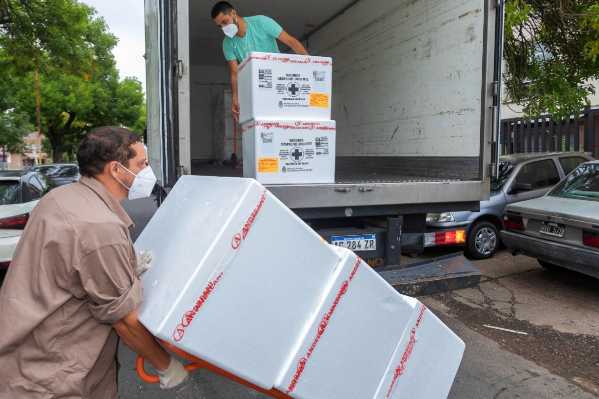 Andreani transport&oacute; las vacunas hasta Vialidad.