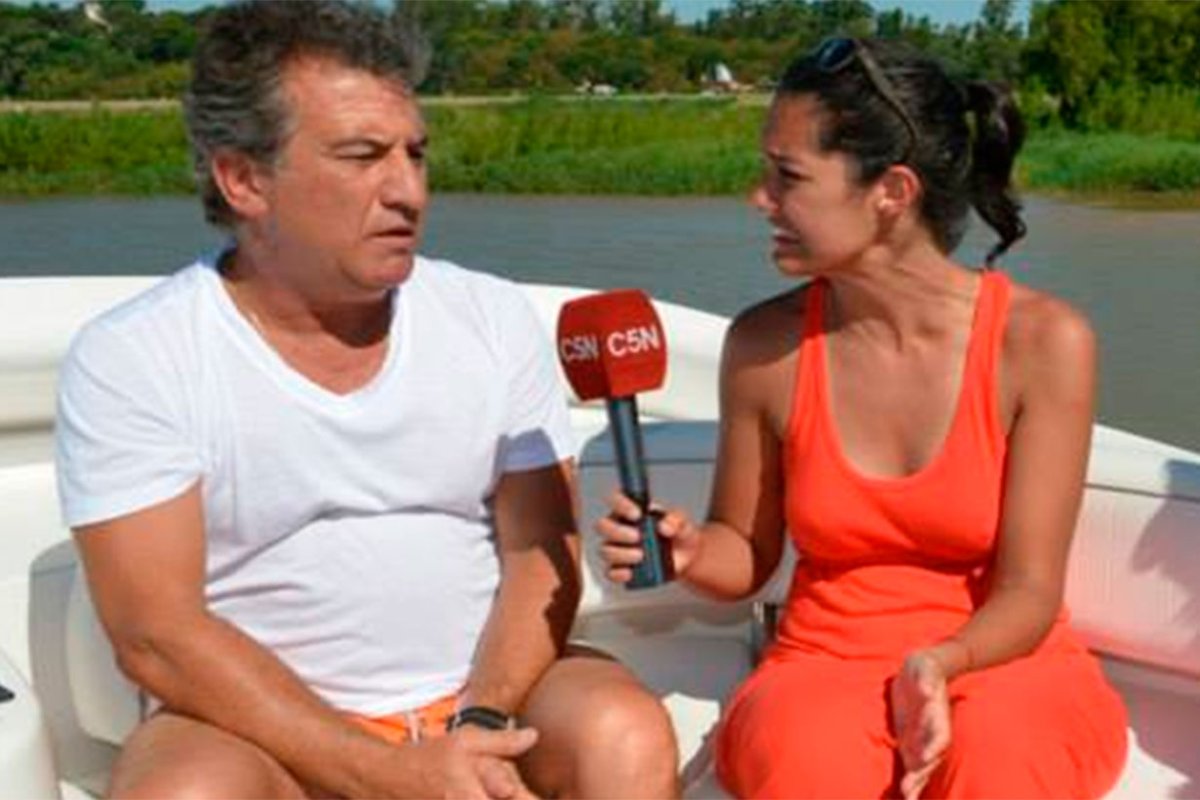 Otros tiempos: Urribarri, en lancha, por C5N