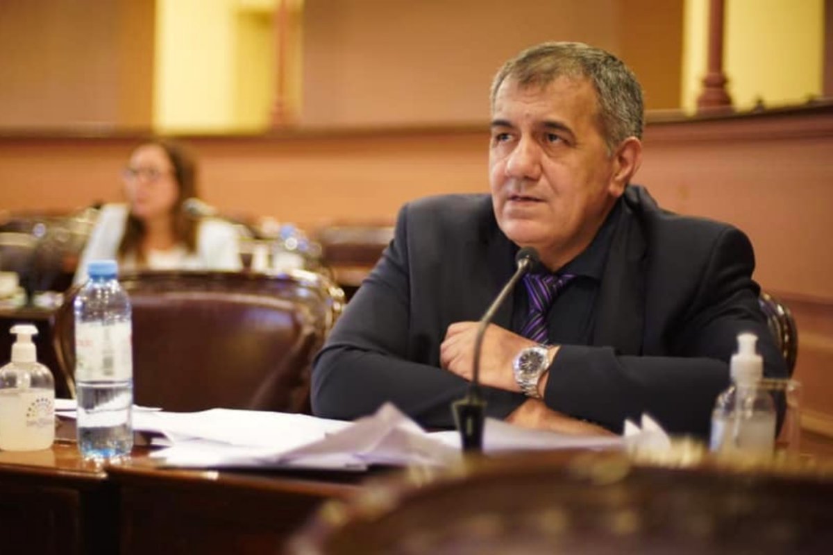 Jos&eacute; C&aacute;ceres.