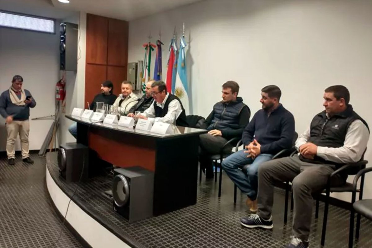 Conferencia de prensa en Chajar&iacute;