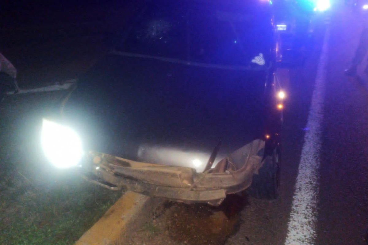 5 personas iban a bordo del Chevrolet Celta.
