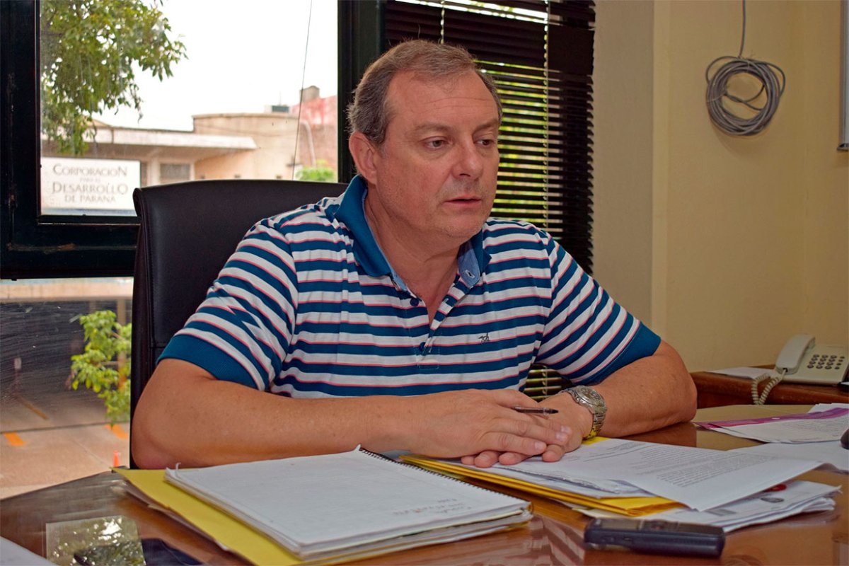 Guillermo Brugo, director de odontolog&iacute;a