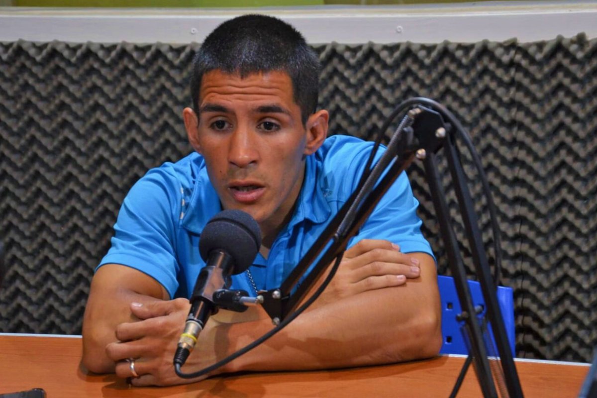 Musculito en O&iacute;d Mortales (foto: @3200deportes).