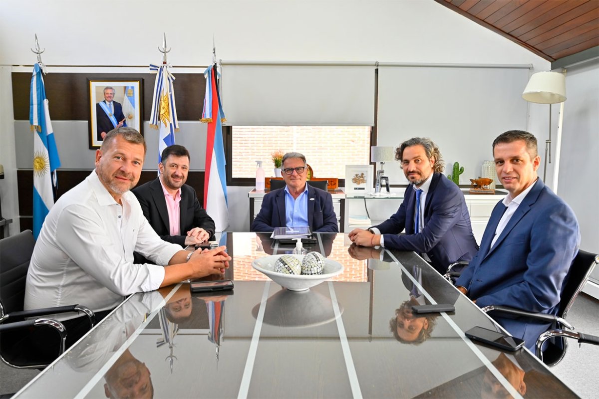 Gay, Kueider, Benedetto, Cafiero y Cresto