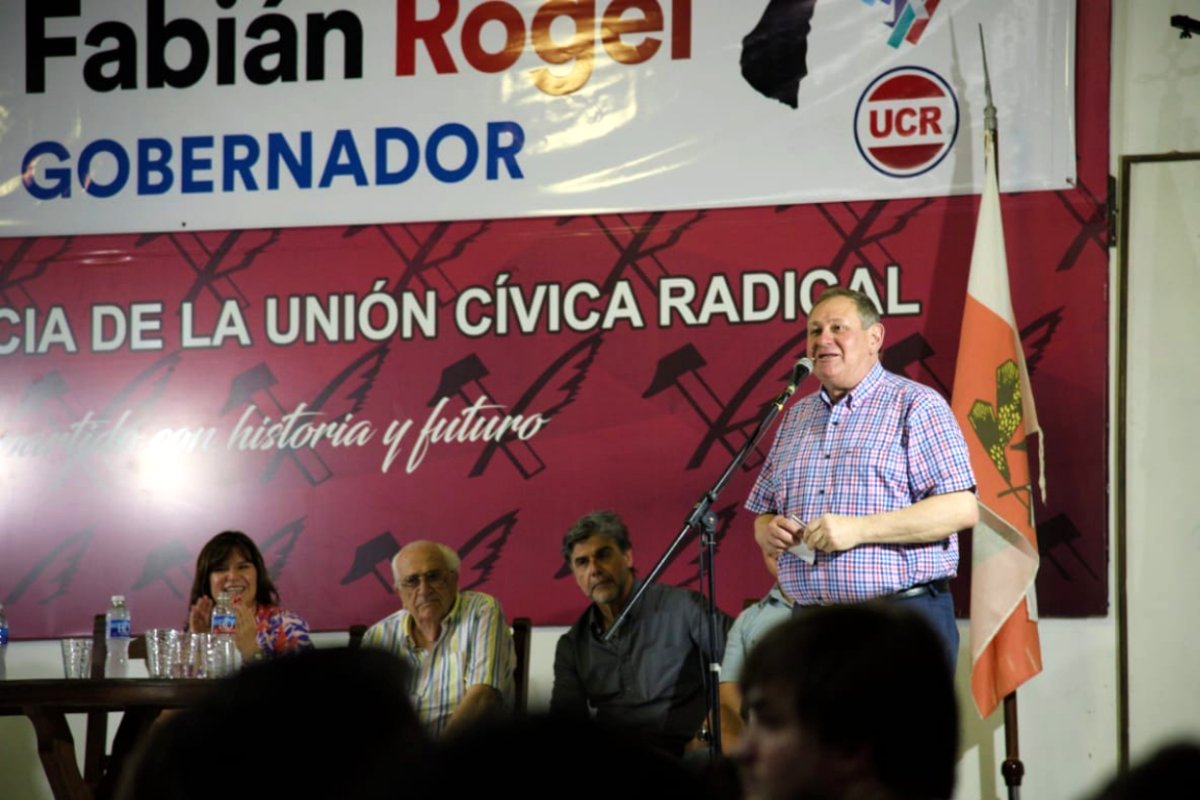 Rogel, precandidato a gobernador.