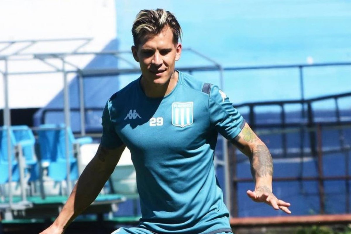 Reniero volvi&oacute; a Racing esta temporada.