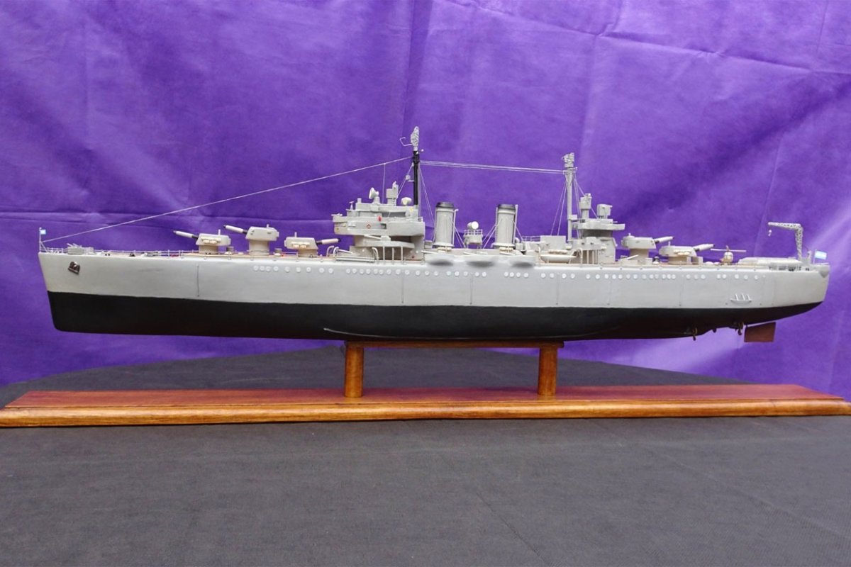 R&eacute;plica del Crucero ARA General Belgrano.