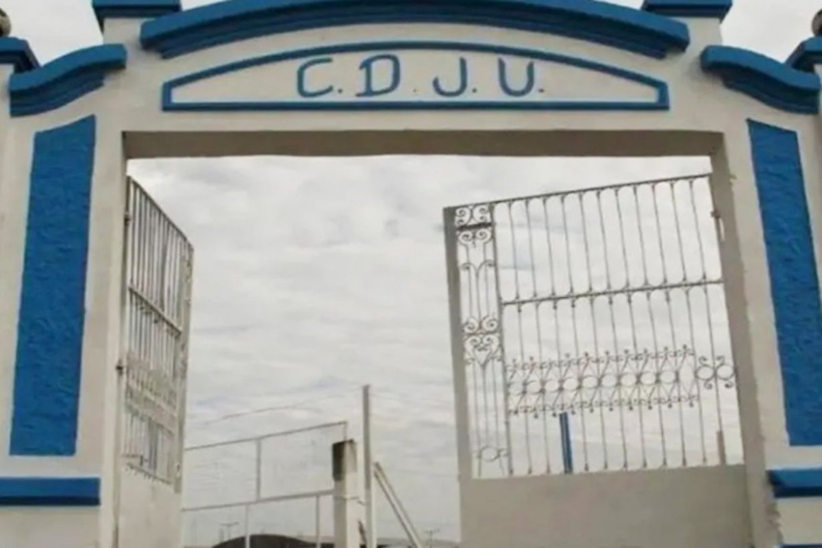 Ingreso al club Juventud Unida de Gualeguaych&uacute;.