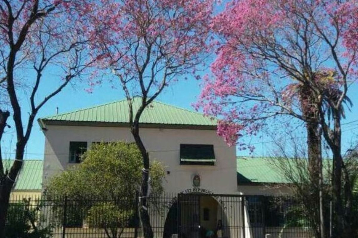 Escuela "Rep&uacute;blica de Chile" en Paran&aacute;.
