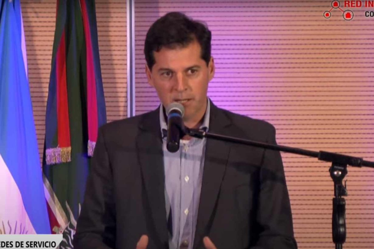 Eduardo Asueta en el &uacute;ltimo debate.