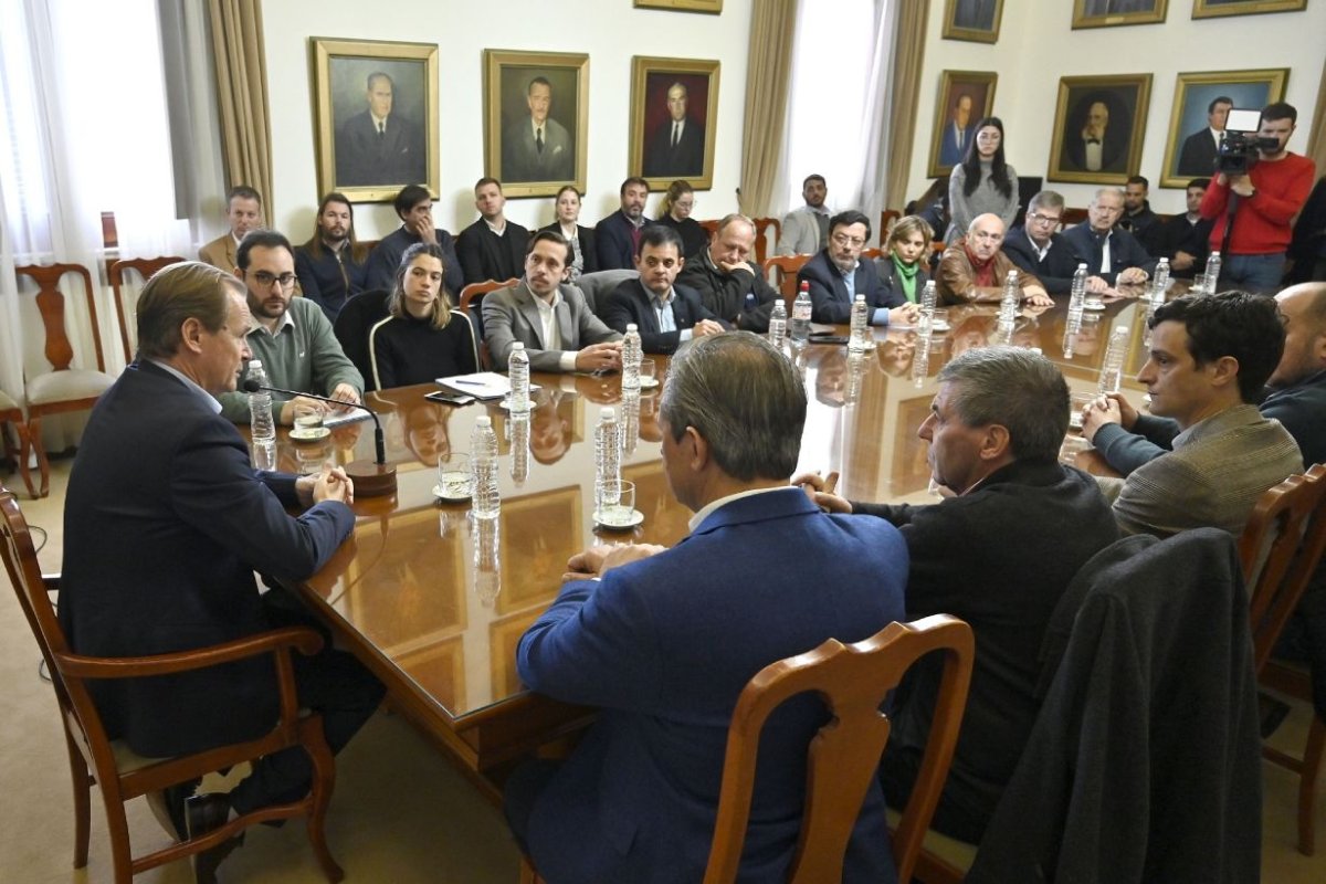 La reuni&oacute;n de Bordet y la Agencia de Promoci&oacute;n.