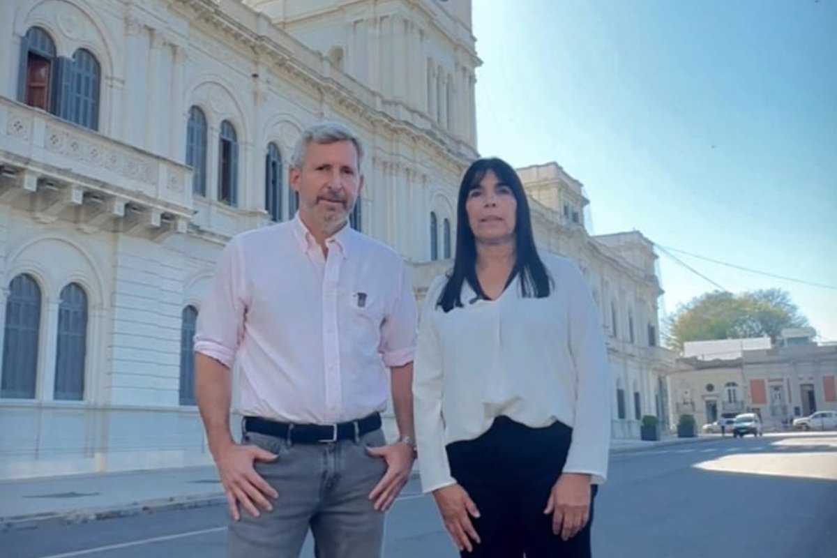 Los candidatos Rogelio Frigerio y Alicia Aluani.