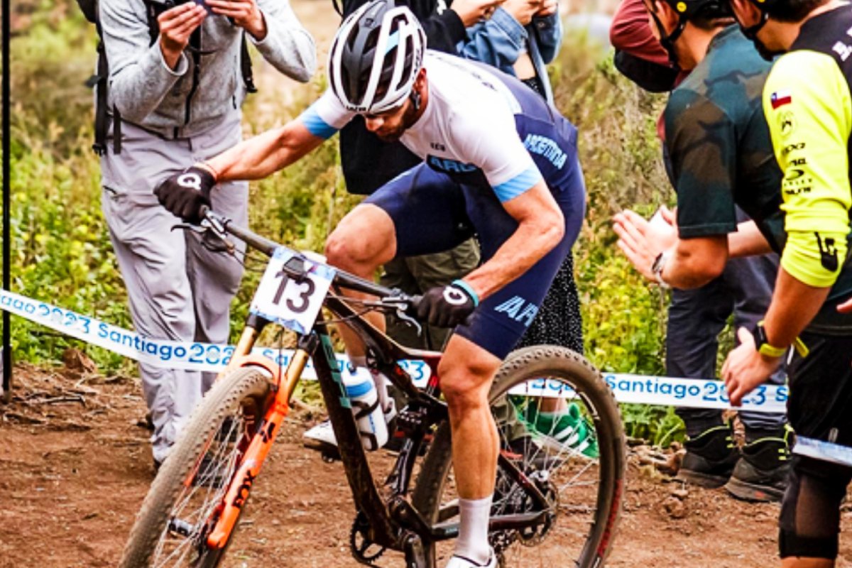 Soto, en acci&oacute;n durante la prueba de MTB en Chile.