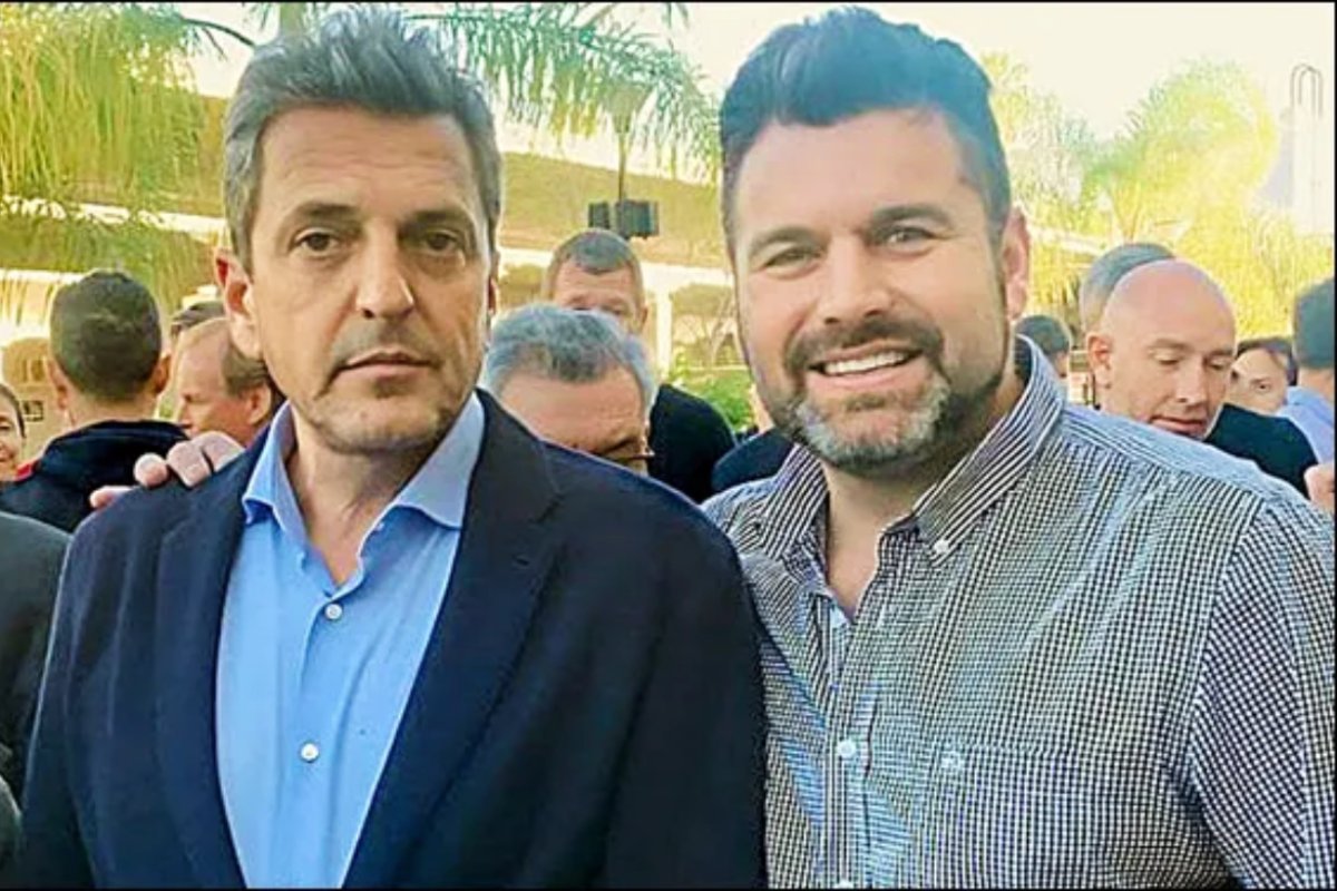 Gerardo Chapino con Sergio Massa, en Concordia.