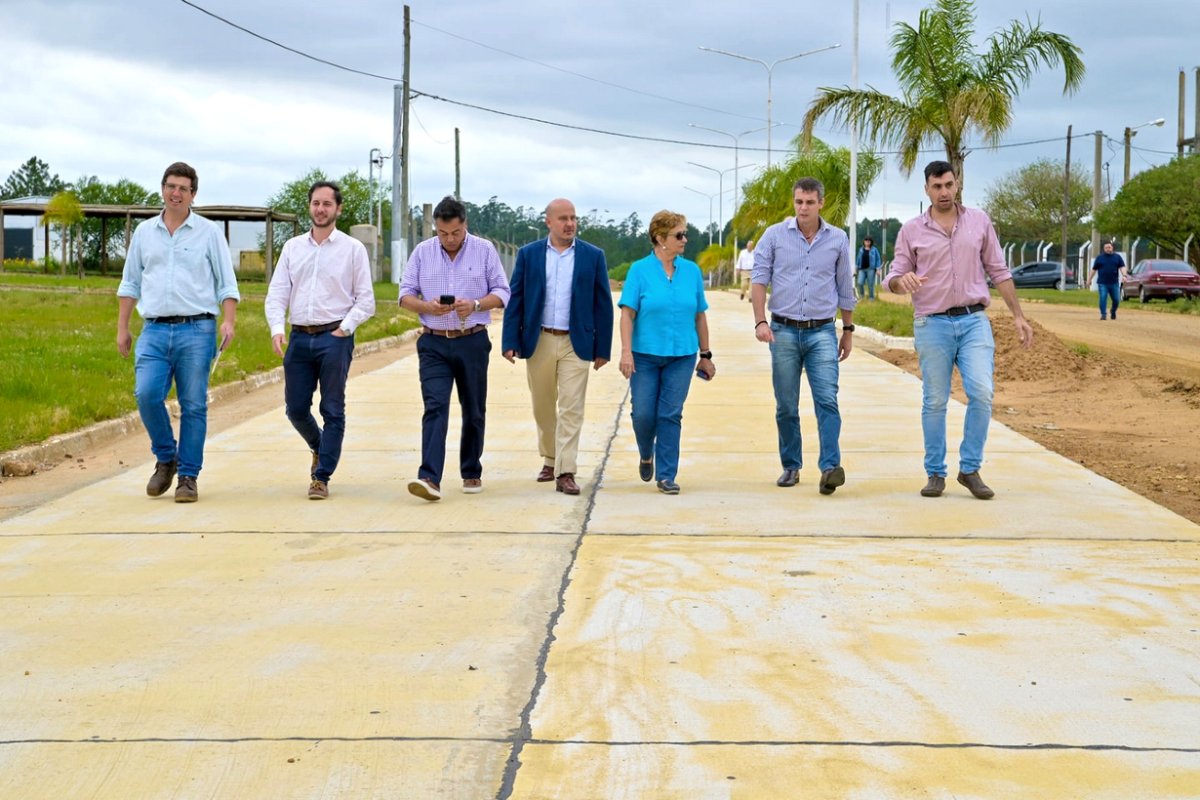 Cresto recorri&oacute; obras en el Parque Industrial.