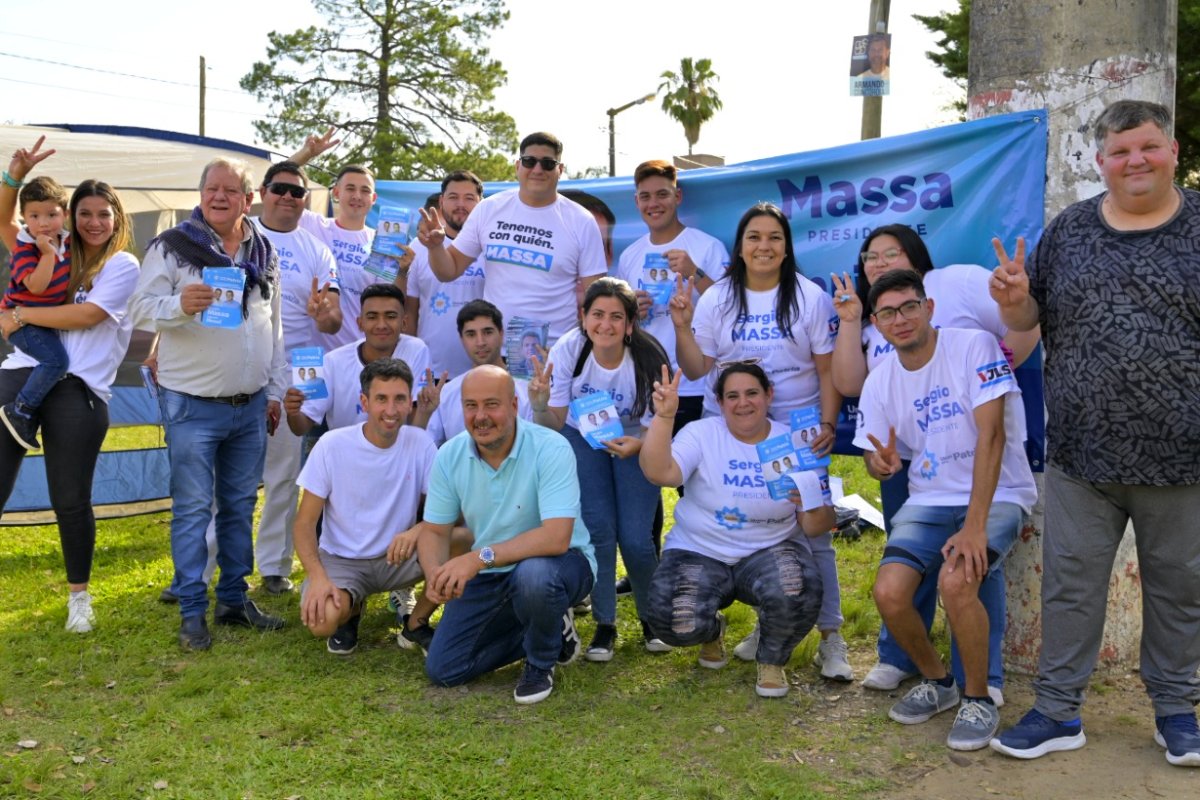 Agrupaci&oacute;n que lidera Cresto, en campa&ntilde;a.
