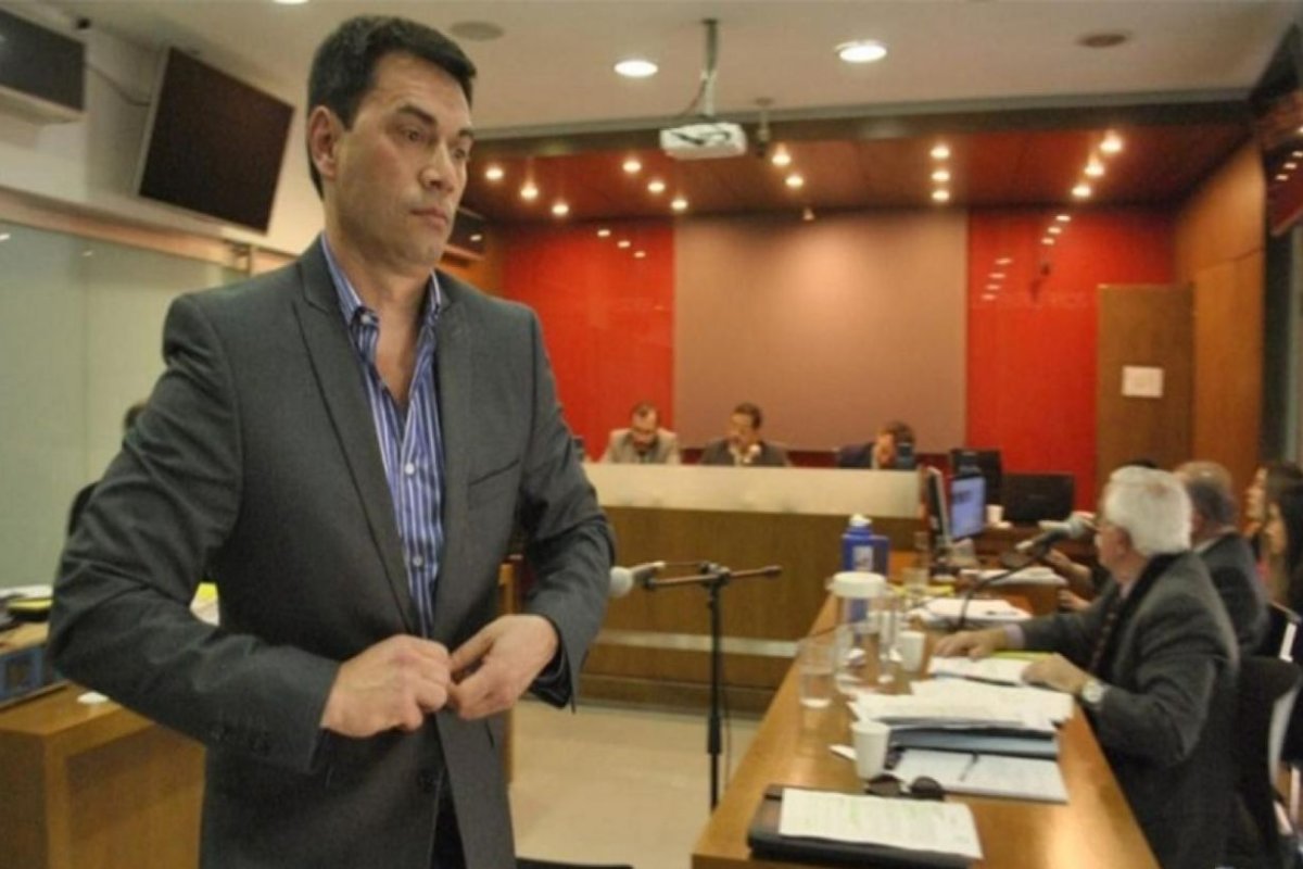 Canosa, extitular de Sidecreer.