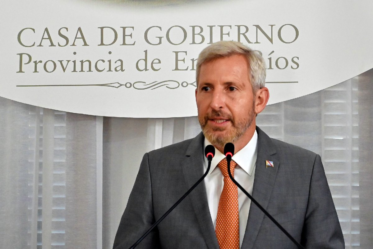 Rogelio Frigerio rumbo a Villaguay.