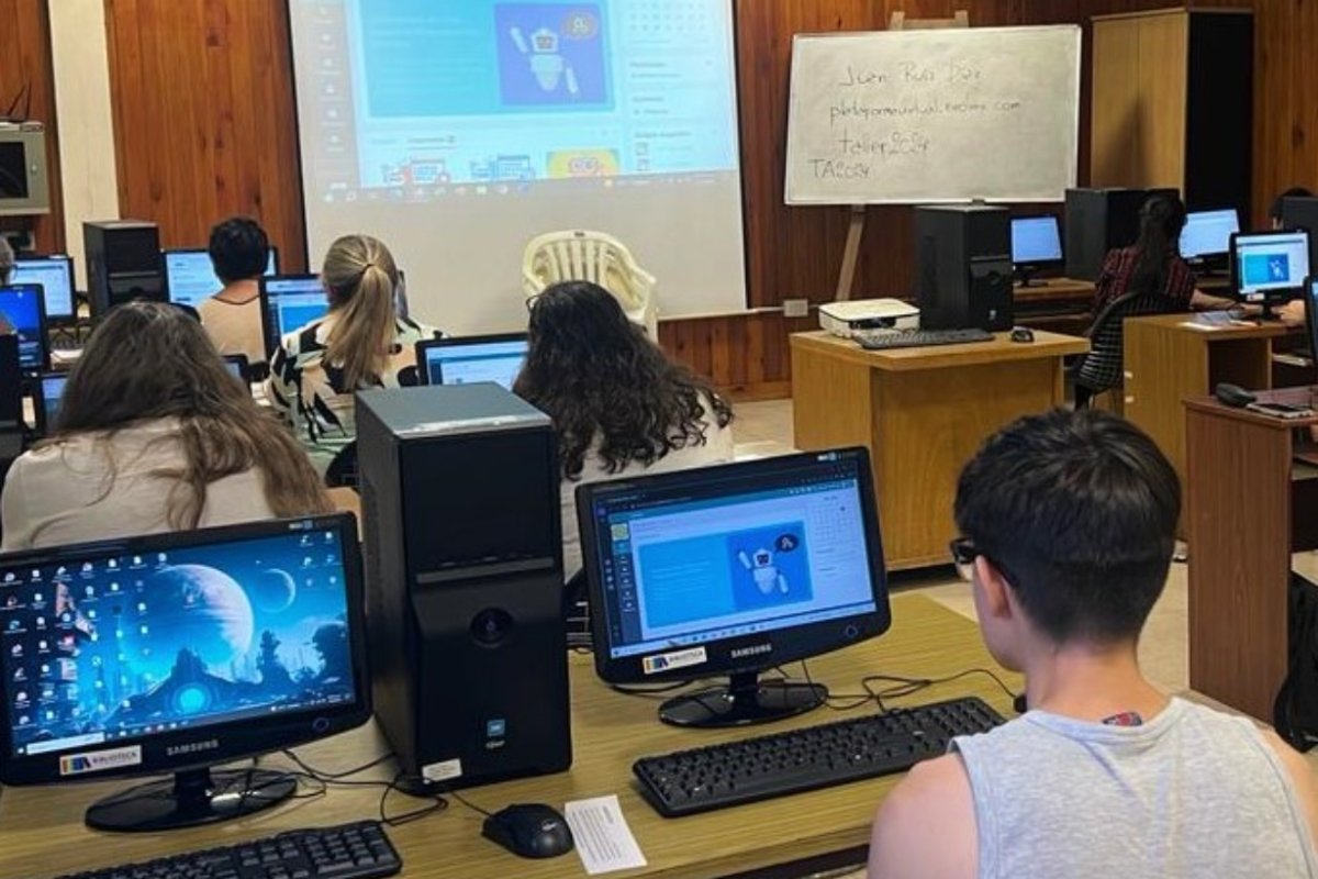 El taller de uso de plataformas educativas.