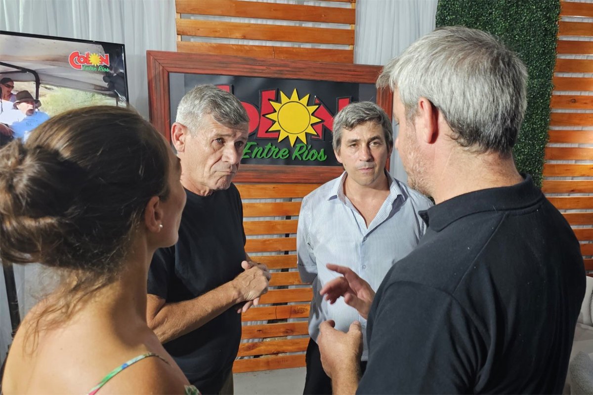 El secretario de Turismo con el intendente Walser.