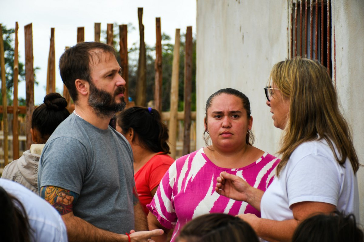 El intendente particip&oacute; del abordaje.