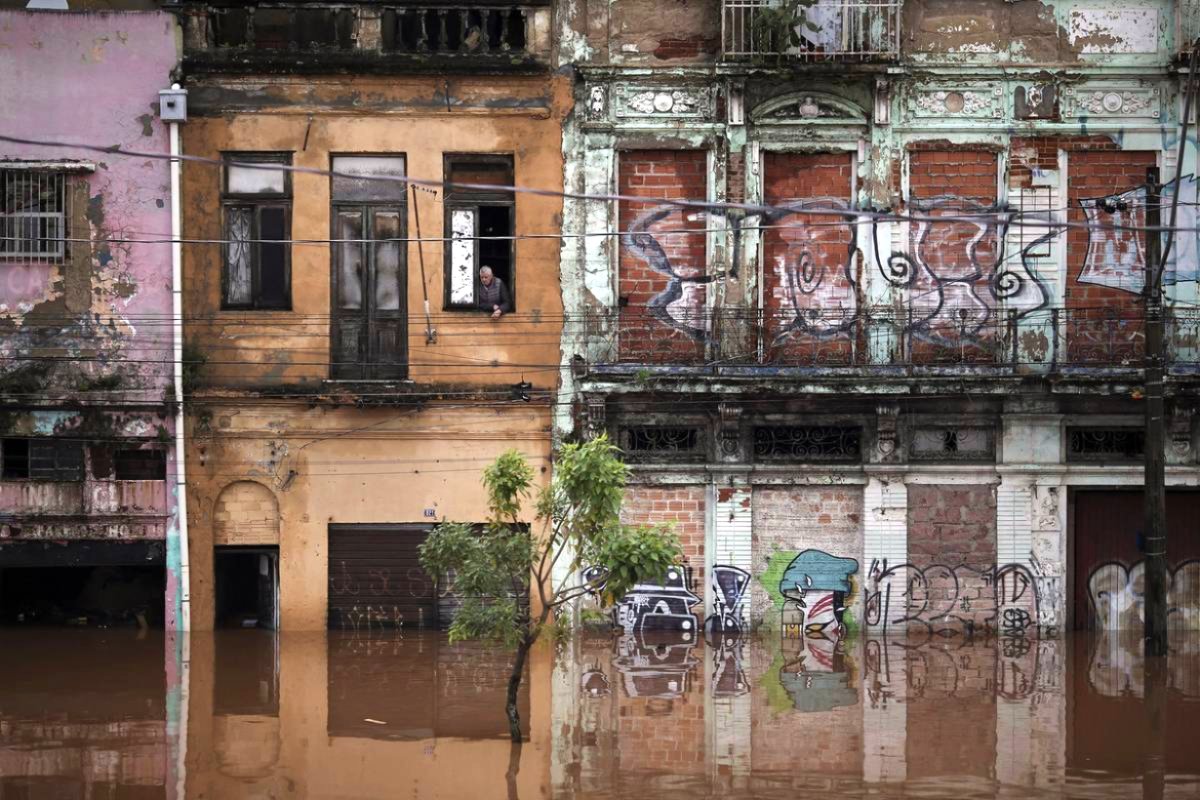 Porto Alegre: inundaci&oacute;n en pleno centro hist&oacute;rico