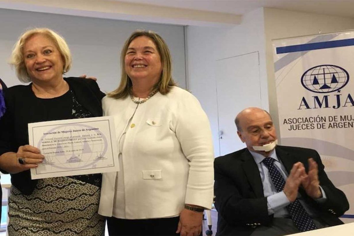 La jueza riojana, junto a Medina