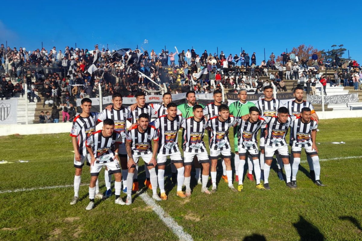 Victoria gan&oacute; la primera (foto: Ver&oacute;nica Rojas).