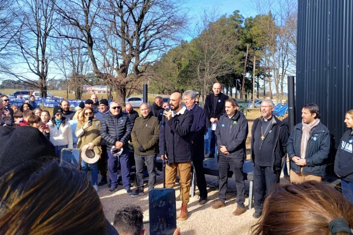 Abel Pintos inaugur&oacute; su proyecto de nuez pec&aacute;n.