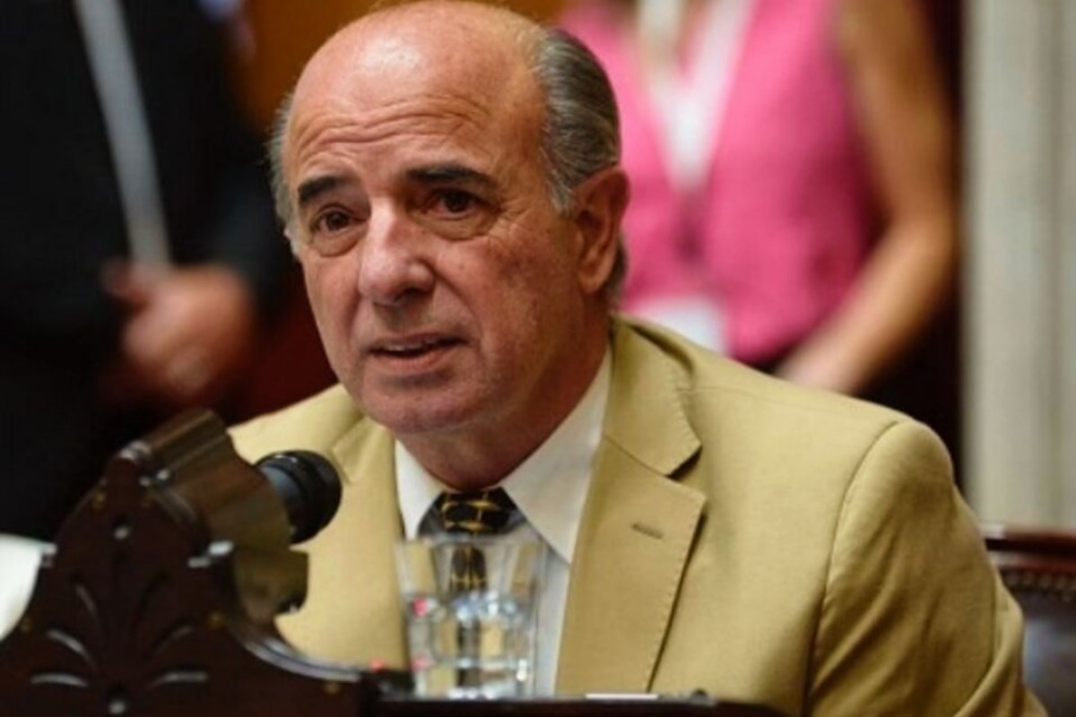 Benedit dio explicaciones a sus pares de bancada.