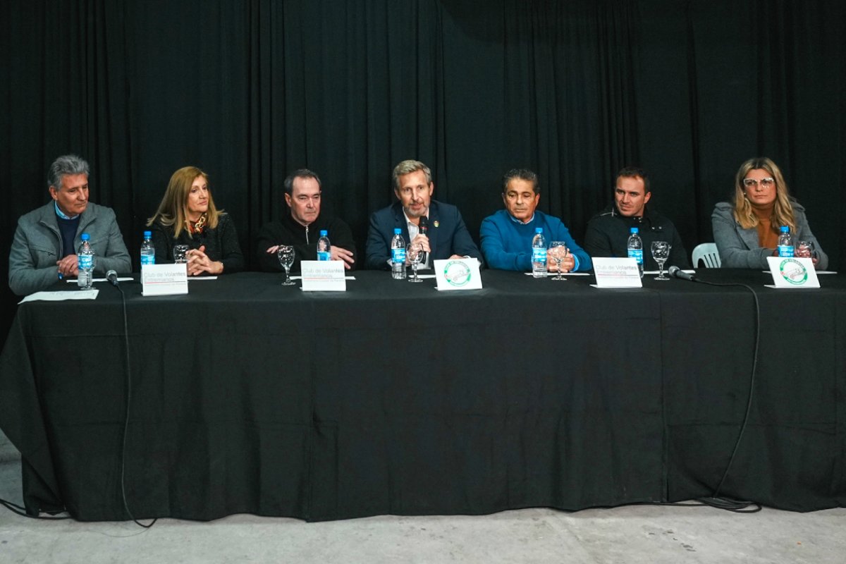 Conferencia: Frigerio, Gur&iacute; y la intendente Romero