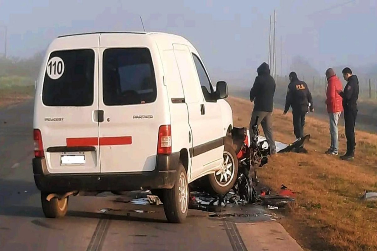 El motociclista falleci&oacute; en el acto.