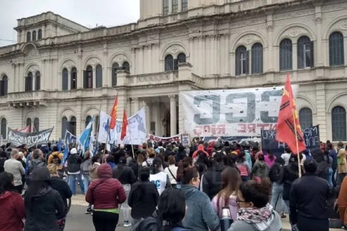 Reclamo en Casa de Gobierno, este mi&eacute;rcoles 11.